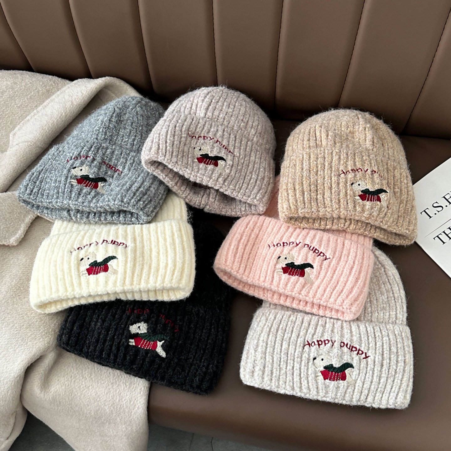 2025新款秋冬韩版可爱小狗刺绣毛线帽子女保暖护耳针织套头帽百搭