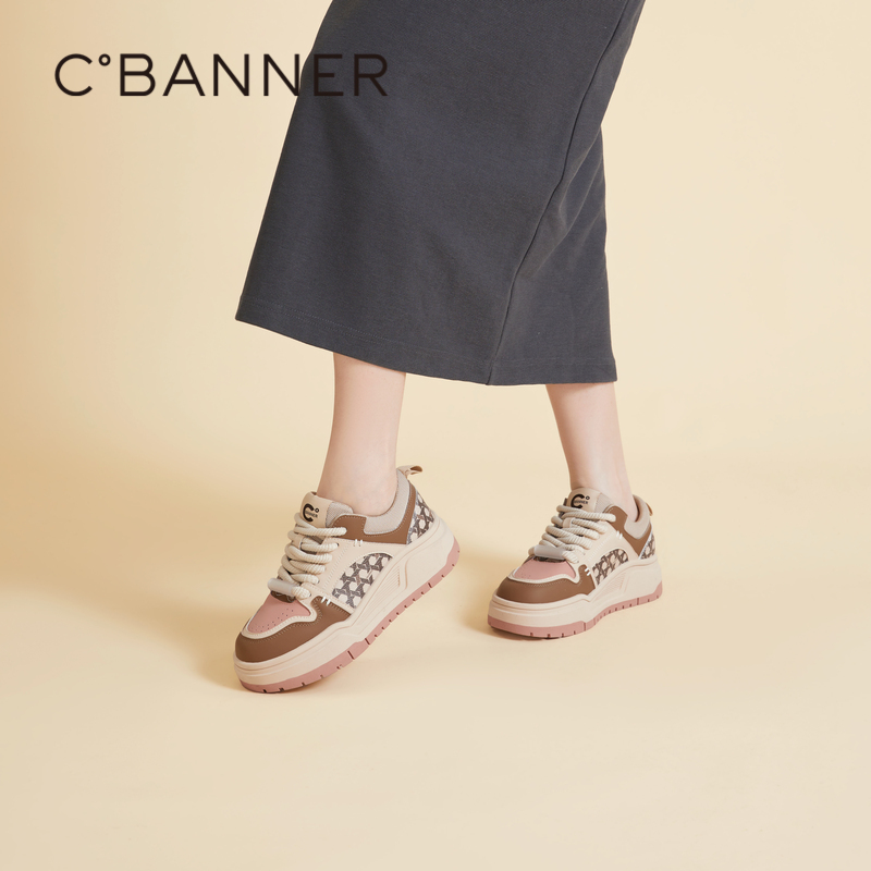 千百度时髦拼接休闲板鞋