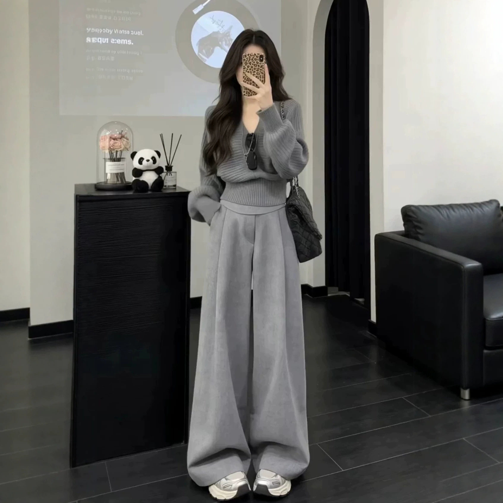 独特漂亮秋装一整套韩系高级感V领收腰短款针织毛衣阔腿裤两件套