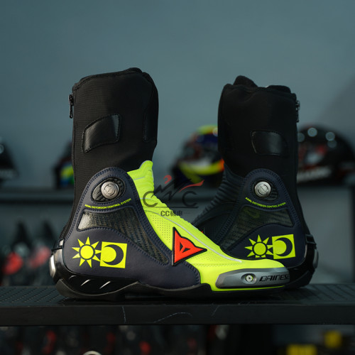 丹尼斯摩托车靴子VR46罗西