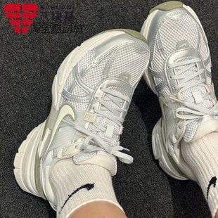 FD0736 耐克女鞋 006 休闲跑步鞋 RUN银灰白复古老爹鞋 2024冬季 V2K