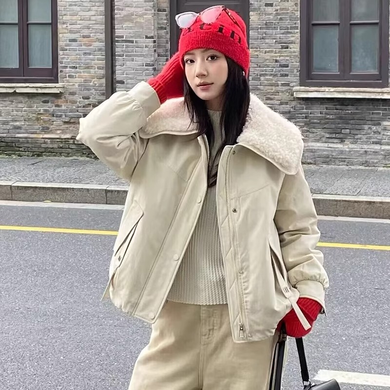 女士新款超好看冬装厚外套翻领夹棉女款冬季保暖棉衣加厚棉服棉袄