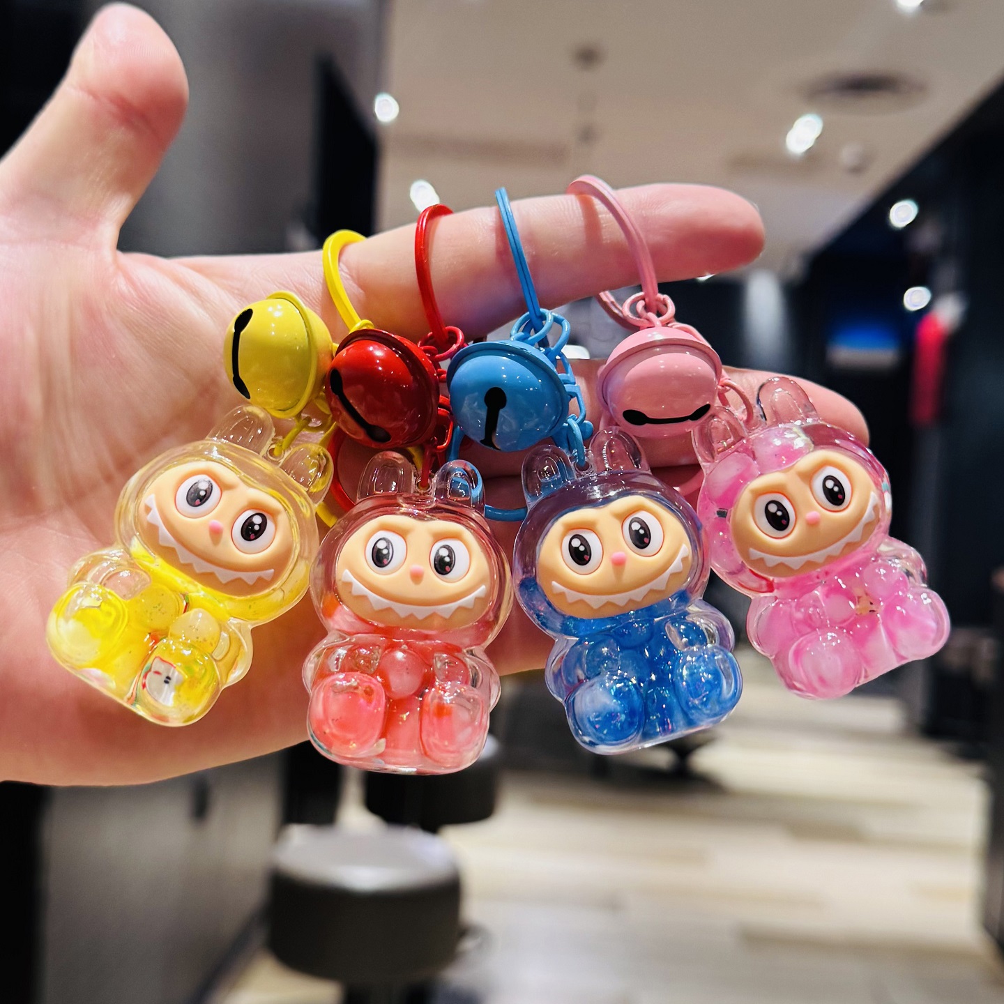 网红拉布布钥匙扣入油流沙瓶挂件公司商场开业店庆活动赠品小礼品