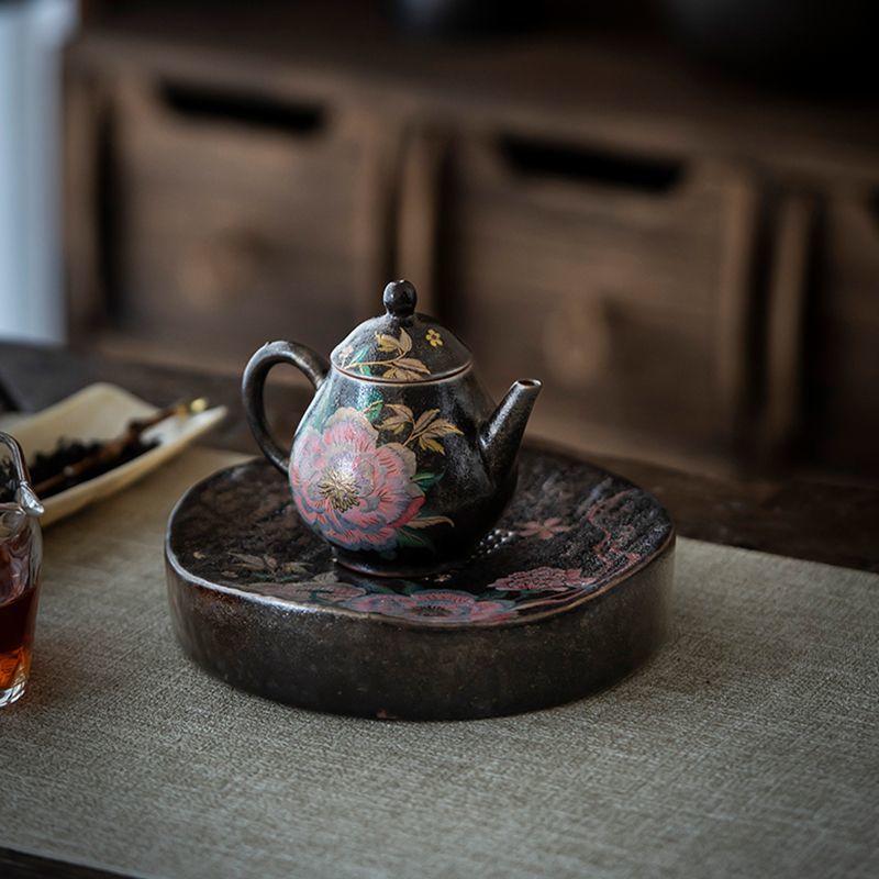 黑志野手绘牡丹缂丝功夫茶具图片