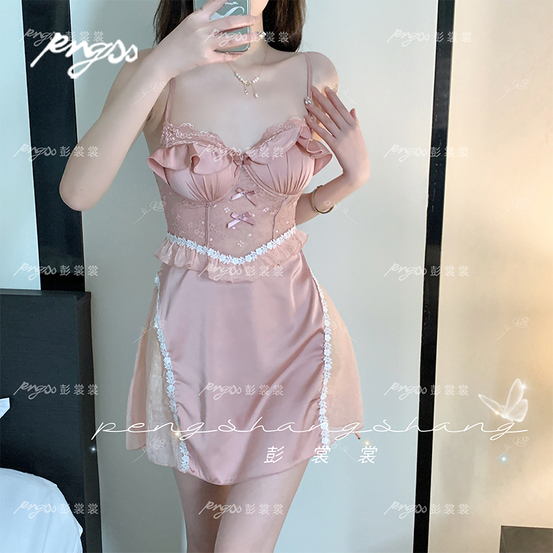彭裳裳【念念桃】气质时尚小众夏季温柔风设计感睡裙性感居家女士
