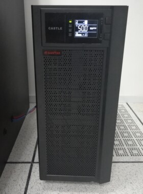 山特ups电源3C20KS18KW不间断电源20kva在线式192v外置16节电池