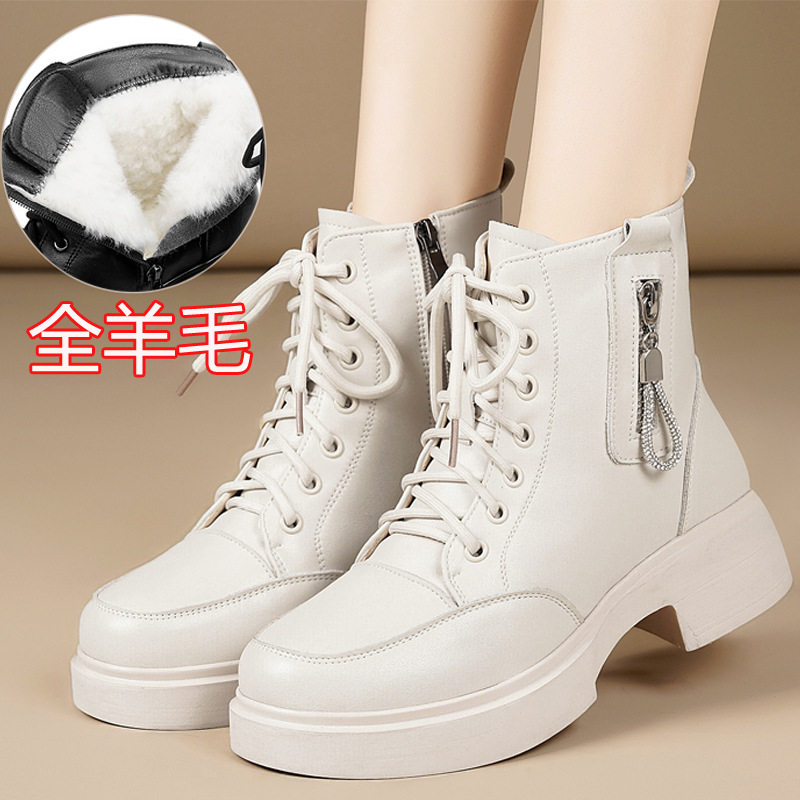 白色马丁靴加绒皮鞋厚底短靴女鞋