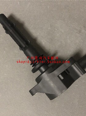 适用于奔驰C230L E260 E400 S320点火线圈ML400 GLK300高压包S500