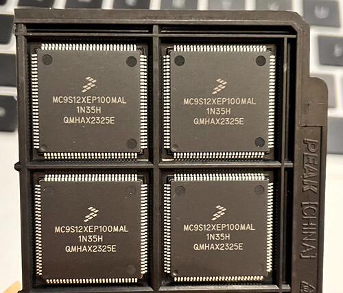 MC9S12XEP100MAL MC9S12XEP100CAL MC9S12XEP100VAL全新原装正品