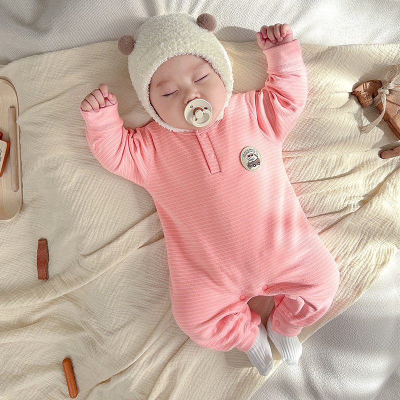 绒质婴儿连体衣秋冬款打底内衣套装男孩新生儿保暖女宝宝睡衣哈衣