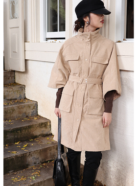 无拘2025年秋冬新款加厚通勤中长款外套设计感蝙蝠袖收腰造型风衣