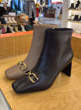 接吻猫2023年冬季新款精致高级时装靴方头通勤高跟靴女KA43526-11