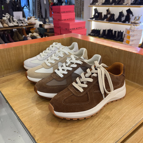 休闲鞋接吻猫时尚休闲鞋