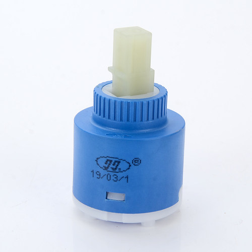 厨房面盆热冷水龙头陶瓷阀芯35规格热水器混水阀芯开关维修配件