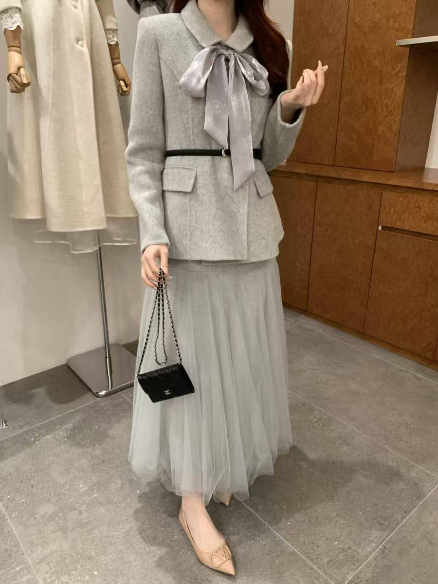 2026冬款韩版名媛女生羊绒系蝴蝶结西装修身外套+仙女半身裙纱女