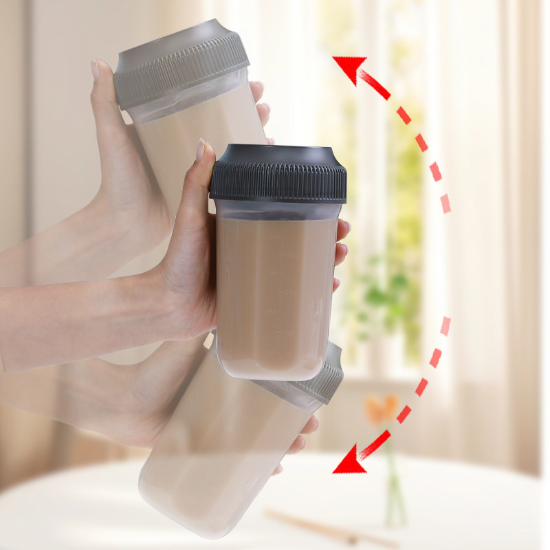 日本进口冻干咖啡摇摇杯摇匀杯便携饮品手摇黑咖啡搅拌杯子500ml