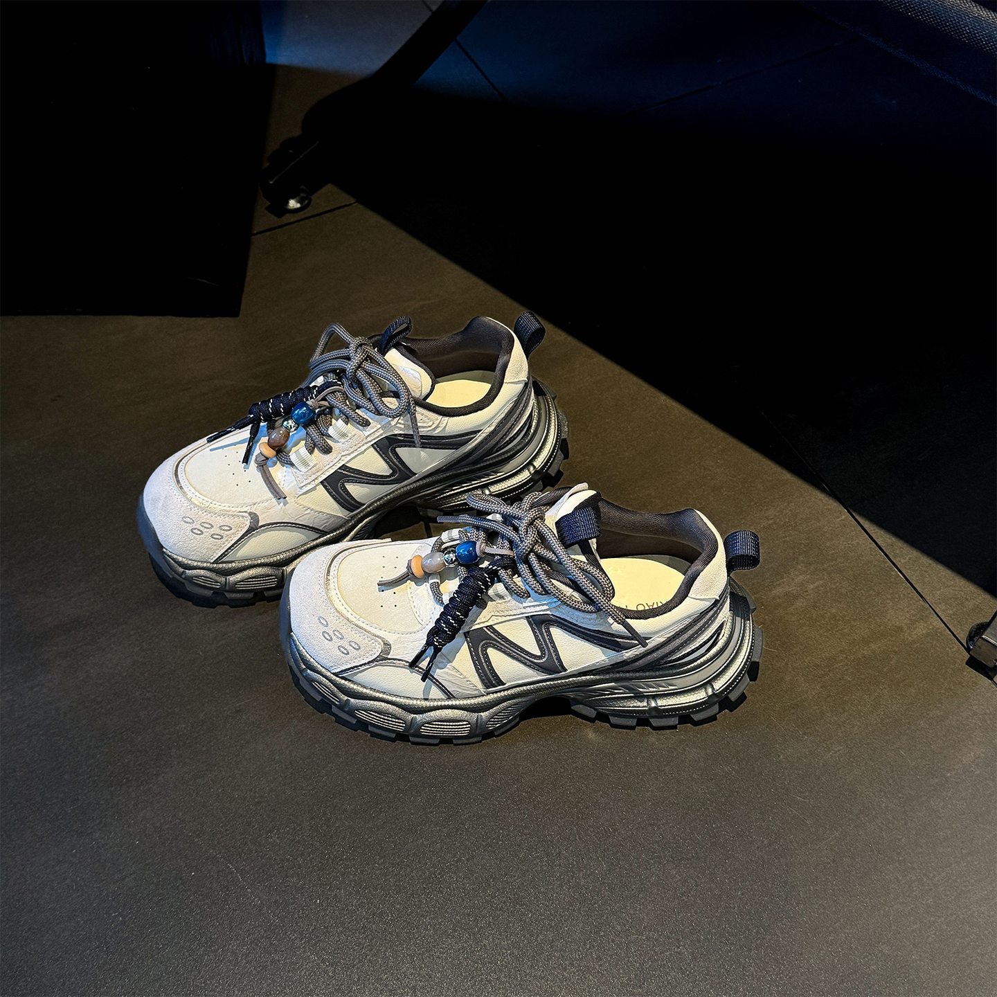 【小发喵】真皮厚底增高老爹鞋女秋冬百搭增高系带透气休闲运动鞋