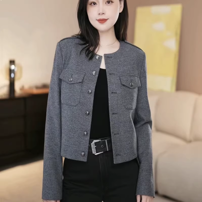 阿玛施正品牌2026春秋新款女装法式百搭圆领绵羊毛小香风外套