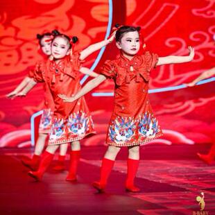 元日又来到演出服红日舞蹈服装儿童元旦表演喜庆拜年旗袍国风女孩