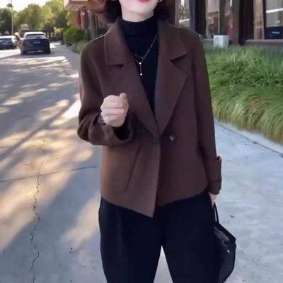 今年流行特惠24886大爱美依缘2025秋季新款时尚简约翻领长袖毛呢