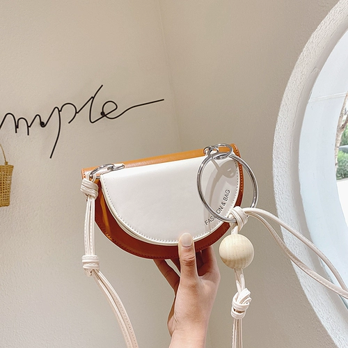 Небольшая сумка, трендовая сумка через плечо, универсальная сумка на одно плечо, изысканный стиль, в западном стиле, коллекция 2021