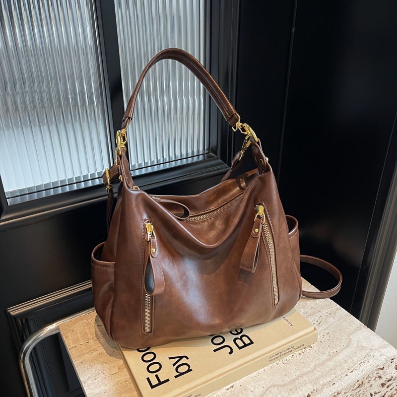 诗茵曼复古百搭单肩包