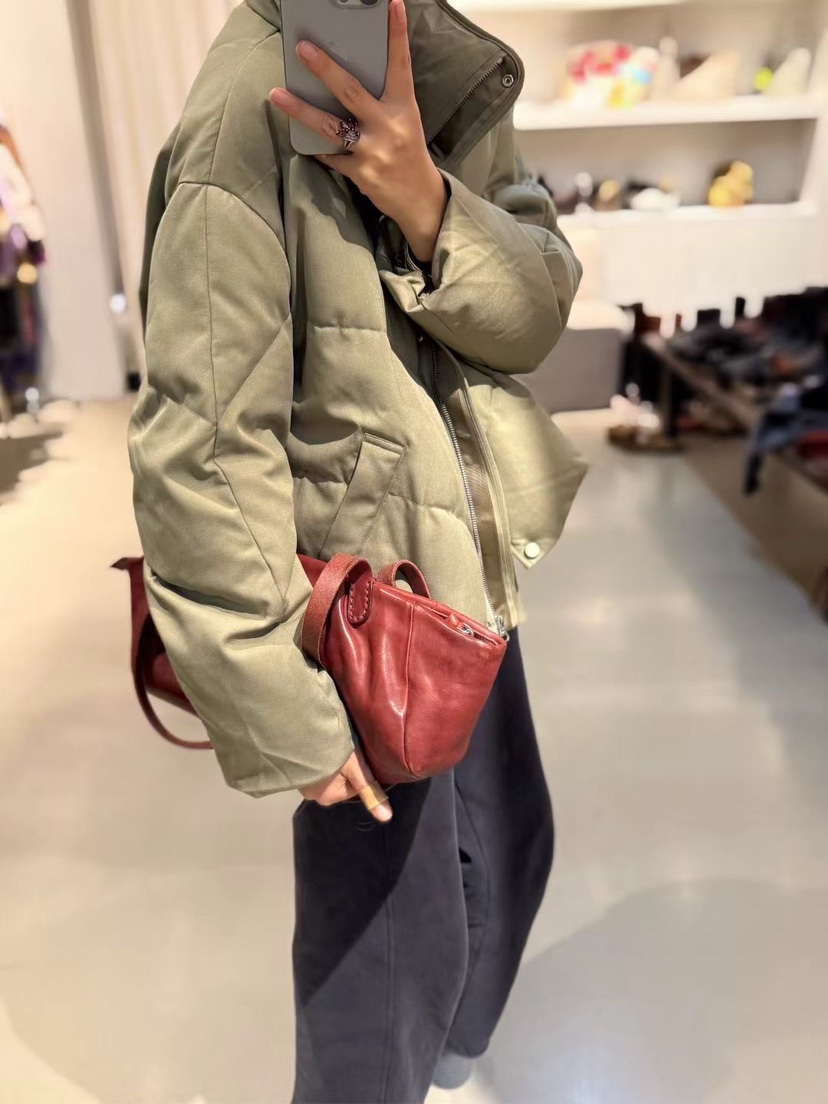 询价私信！2025冬季新款休闲百搭立领短款鹅绒羽绒服保暖外套 女