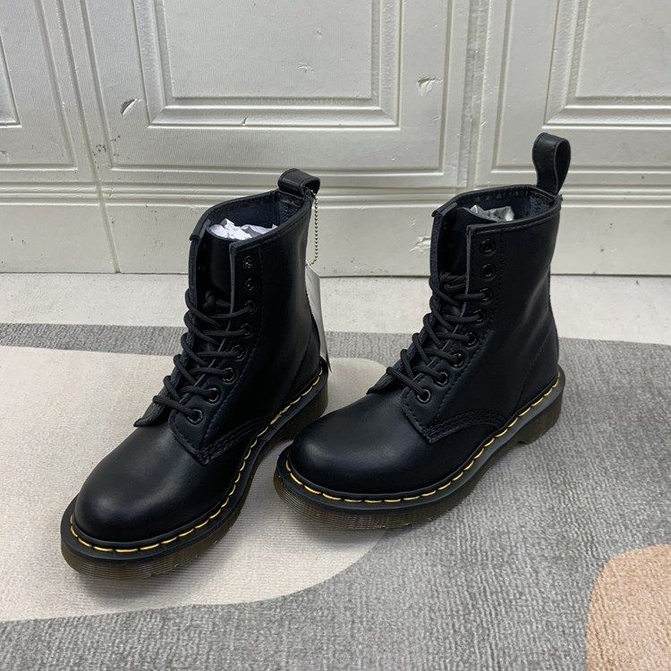 外贸原单新款爆款真皮黑色圆头短筒系带厚底八孔时尚百搭气质,女鞋,马丁靴,淘宝优惠券,粉丝福利购,淘宝优惠卷