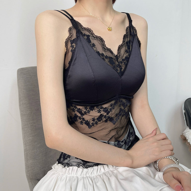 洋气高端气质设计感蕾丝小众吊带轻熟美背显瘦背心自带胸垫