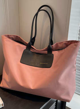 通勤包女大容量手提袋包包2025新款外出便携短途旅行包单肩托特包