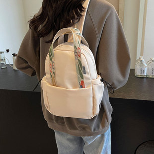 时尚 休闲斜挎包包女士百搭ins胸包2025新款 轻便外出通勤包双肩包