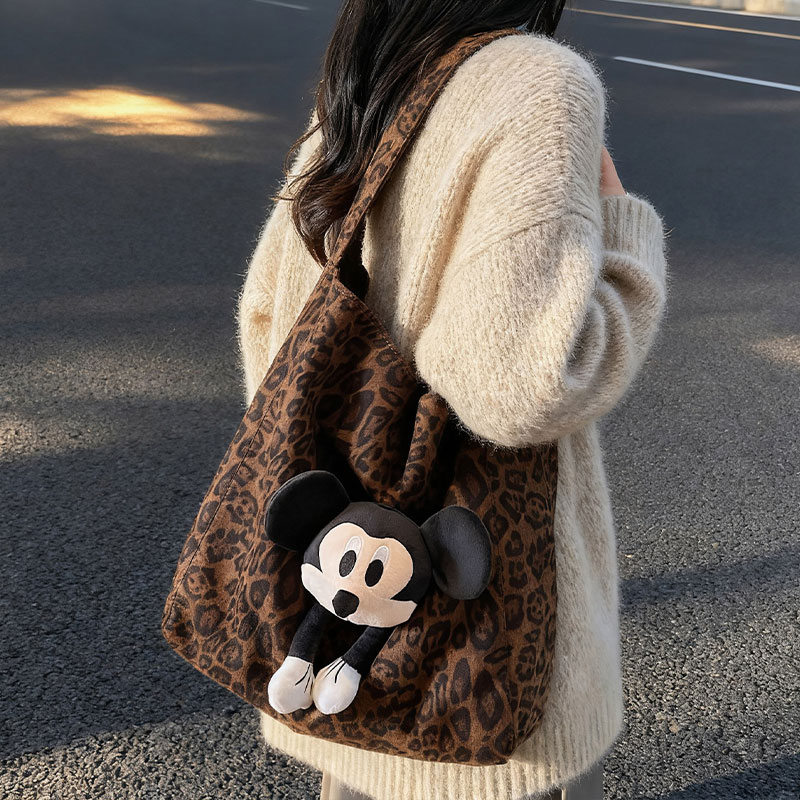 麂皮绒豹纹单肩大容量通勤托特包