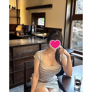 纯欲撞色包臀中裙园领条纹连体裙针织女夏季新2026收腰显瘦连衣裙
