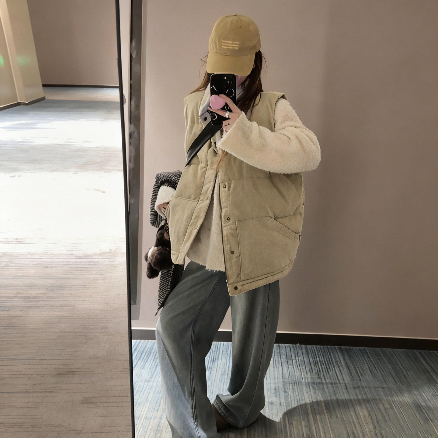 灯芯绒羽绒马甲女短款202