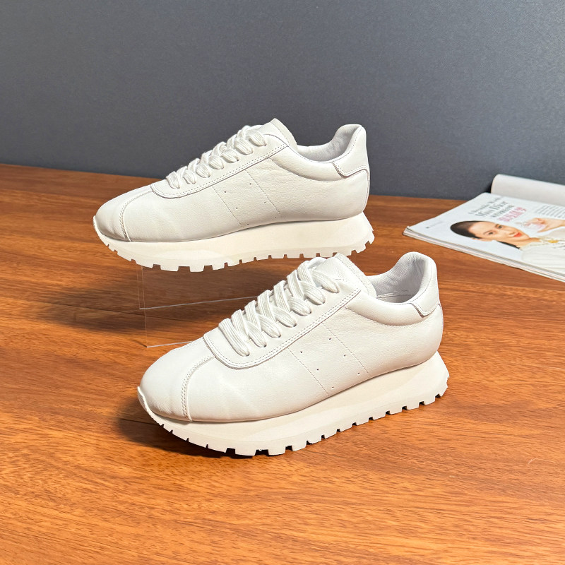 超轻舒适平底小白鞋女2025新款真皮女鞋T字头运动休闲厚底阿甘鞋,女鞋,时尚休闲鞋,淘宝优惠券,粉丝福利购,淘宝优惠卷