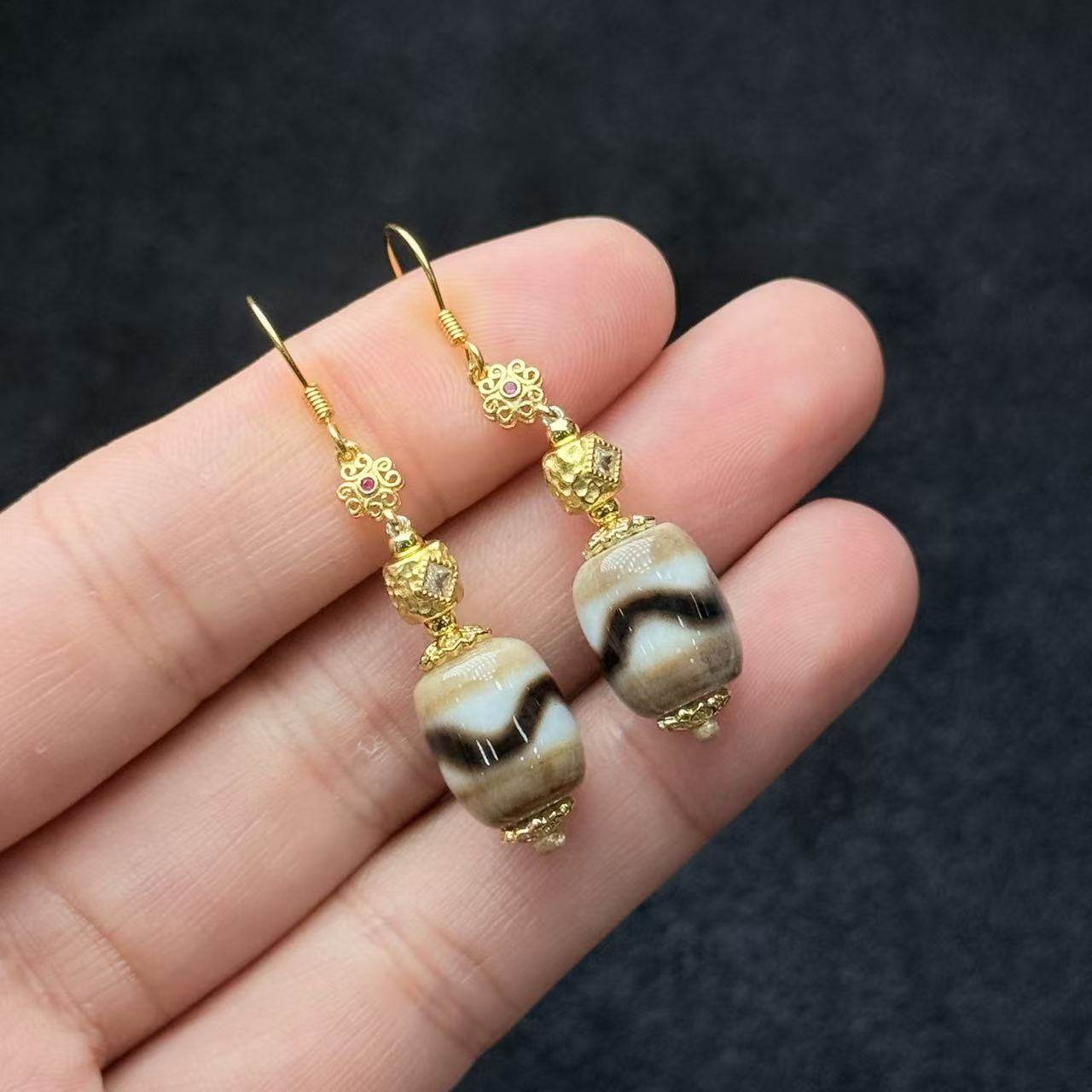 S925银玛瑙守财奴耳钩-约31*10mm-多样性发货- H中- A4555,珠宝/钻石/翡翠,耳饰,淘宝优惠券,粉丝福利购,淘宝优惠卷