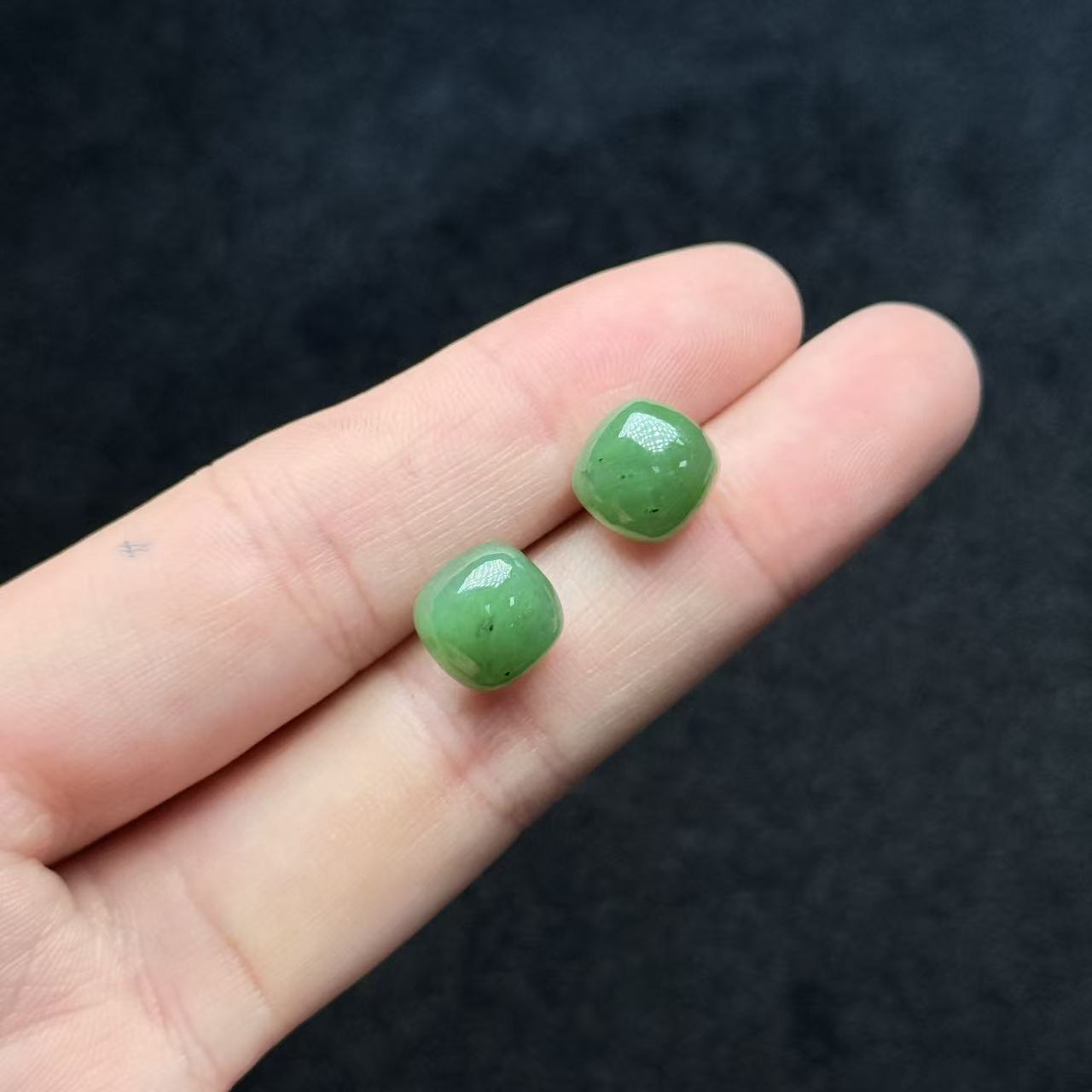 S925银和田玉耳钉-约10*10mm-Y欣 - 多样性发货-A3614