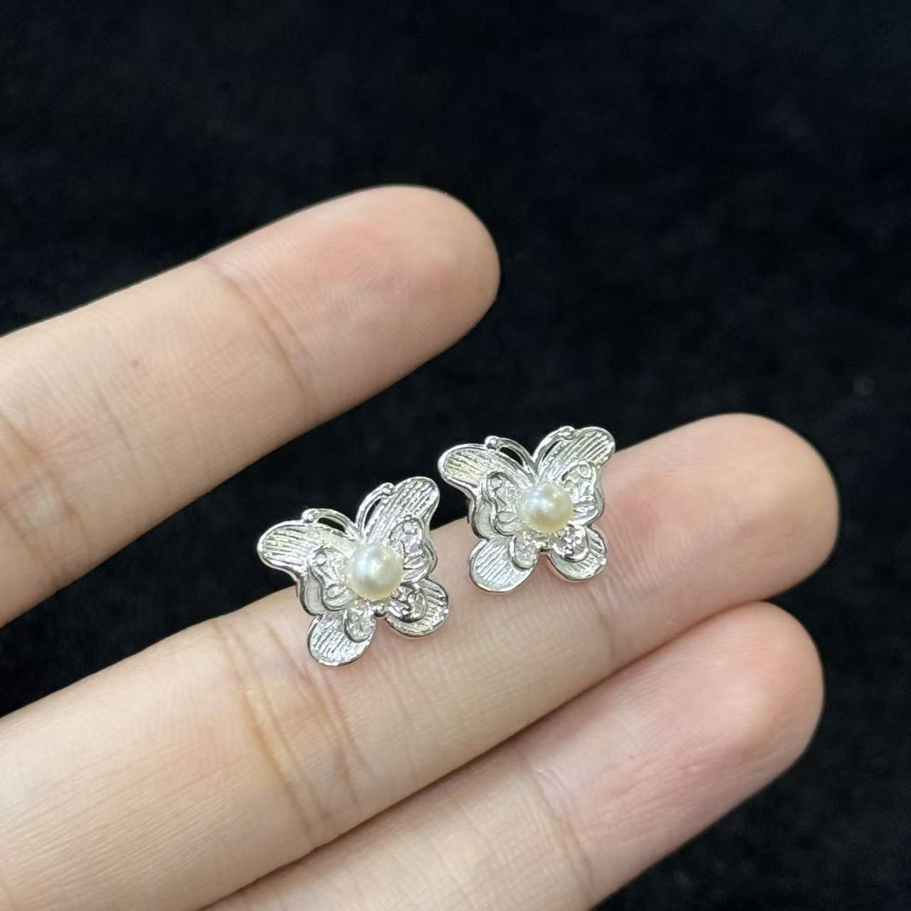 925淡水珍珠耳钉-约11*13mm-多样性发货-Y宝-Y6263