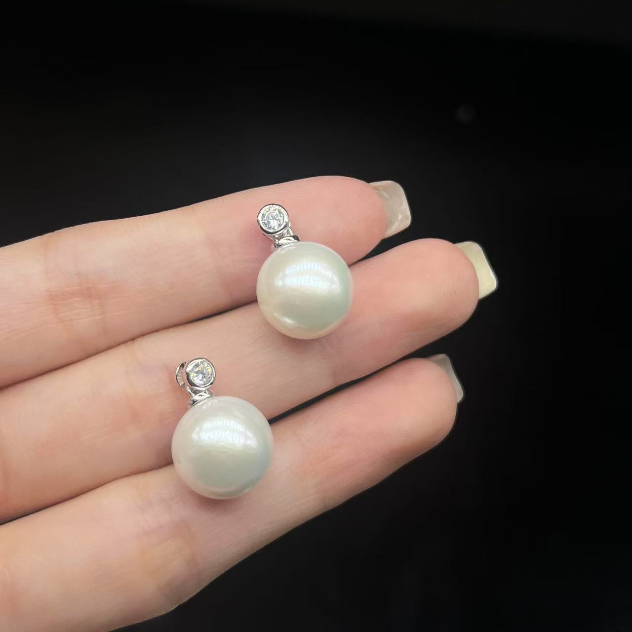 S925银爱迪生淡水珍珠吊坠-约11mm-多样性发货-ZG珍Y1589