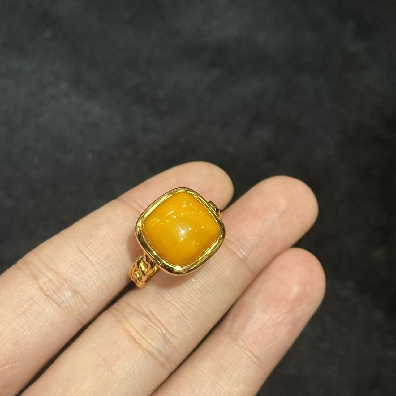 925蜜蜡戒指-多样性发货-L宝-B1221