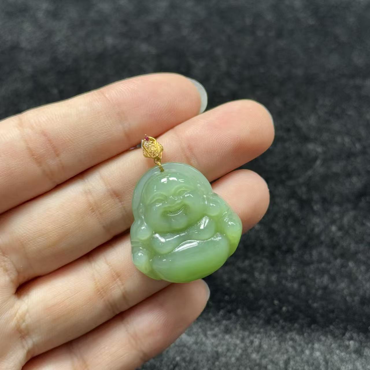 18k金和田玉吊坠-约34*27*8mm-多样性发货-自家B2018