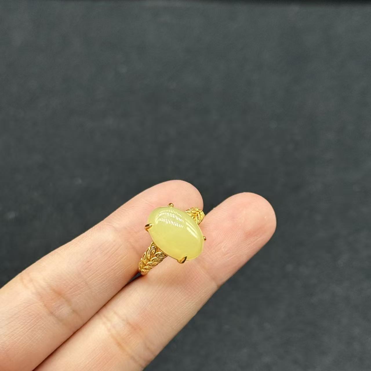 和田玉戒指-约13*10mm-多样性发货-YSP金-B726