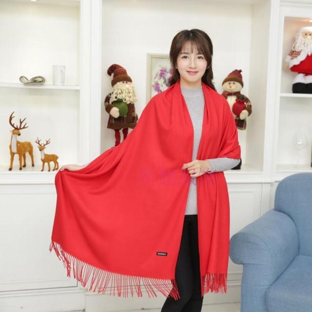中国红围巾女秋冬款披肩两用流苏加厚仿羊绒纯色定制LOGO刺绣定做