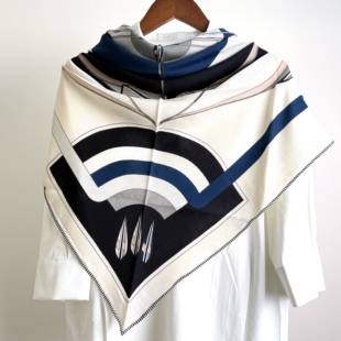 特价 弓箭手边长120cm丝毛三角巾通勤百搭丝巾披肩围巾 好货正品