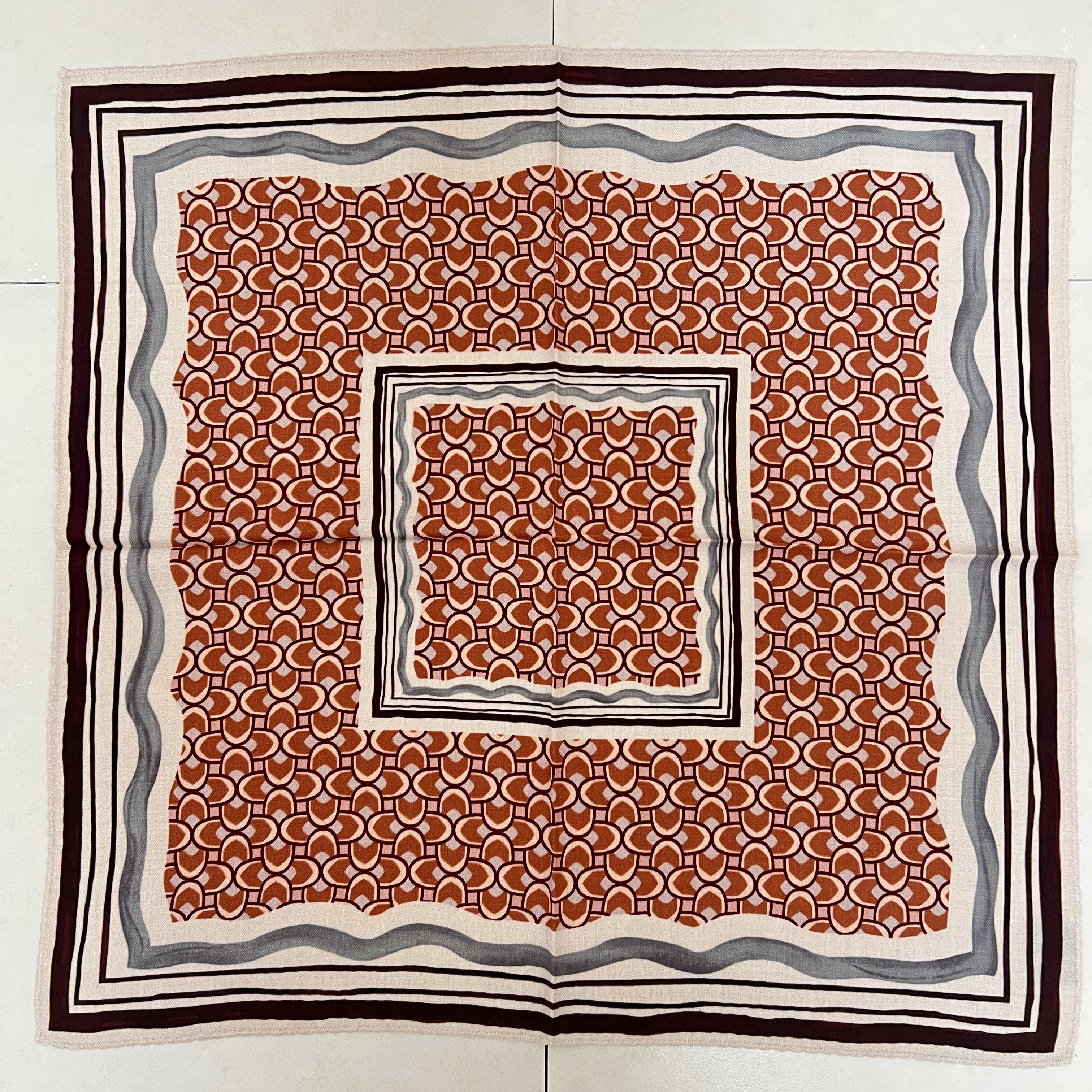 新款几何65cm丝毛中方巾秋冬季保暖护颈百搭小围巾