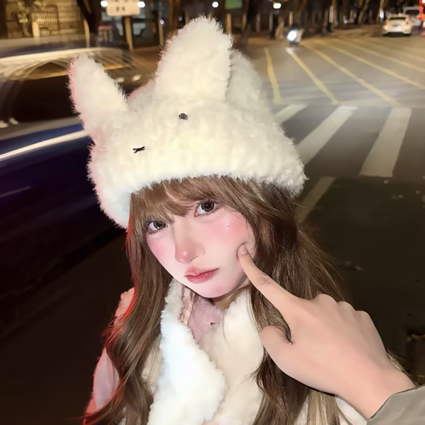 可爱米菲兔耳朵毛绒帽子女冬季创意卡通保暖防寒针织帽护耳包头帽