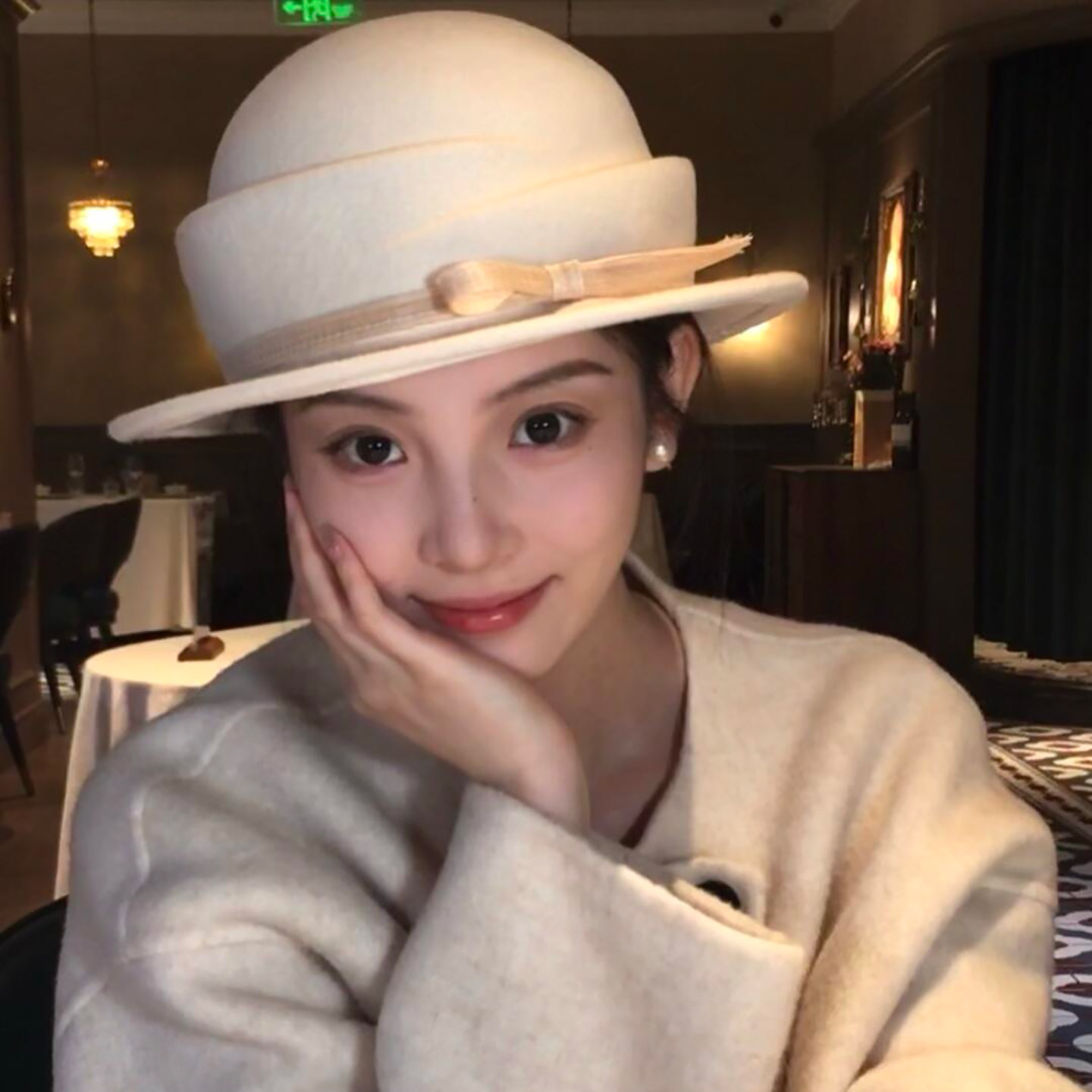 法式赫本风蝴蝶结千金羊毛礼帽女2025新款优雅气质渔夫帽子盆帽