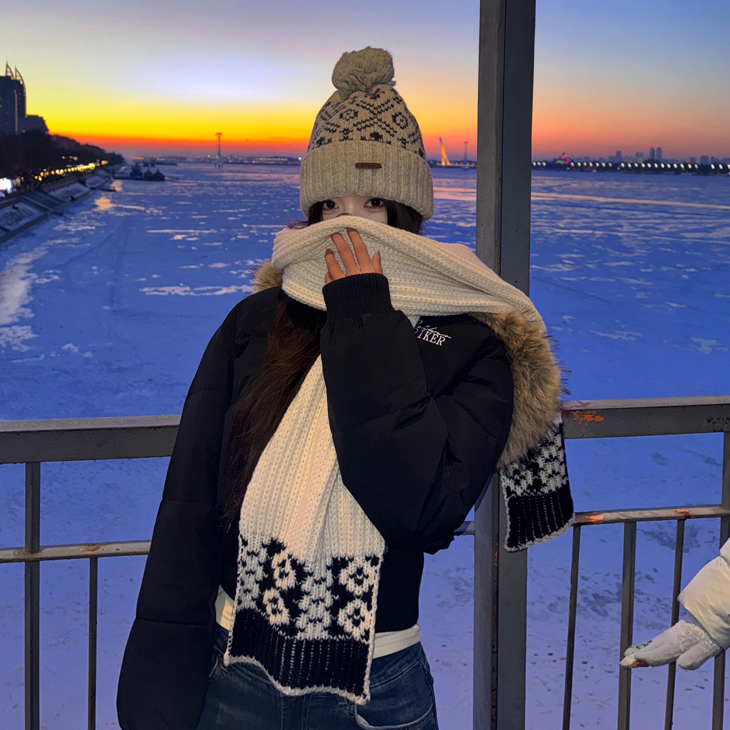 费尔岛风提花针织围巾女秋冬季小众文艺复古气质保暖毛线围脖护颈