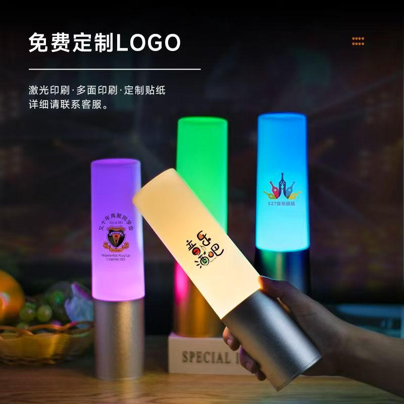 新款LED充电酒吧台灯创意金属抗摔圆形手摇灯时尚手握吧灯烛台