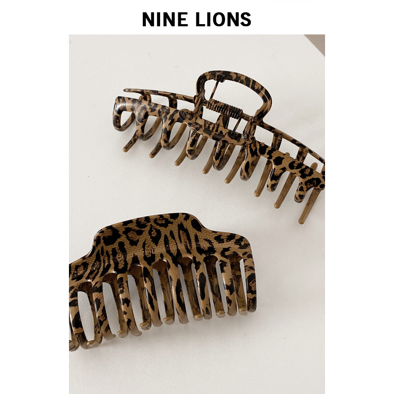 【NINE LIONS】豹纹复古大号抓夹后脑勺鲨鱼夹优雅气质盘发夹发饰